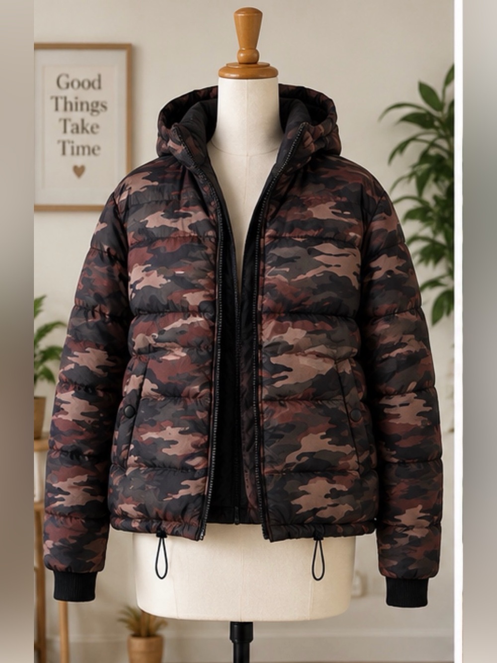 American Eagle Outfitters
Camo Puffer Jacket